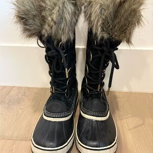 Sorrel Black Suede Joan of Arctic Lace Up Waterproof Boots size 11